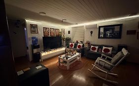 Habitacion Deluxe, Wi-Fi, desayuno gratis y a minutos del crucero!